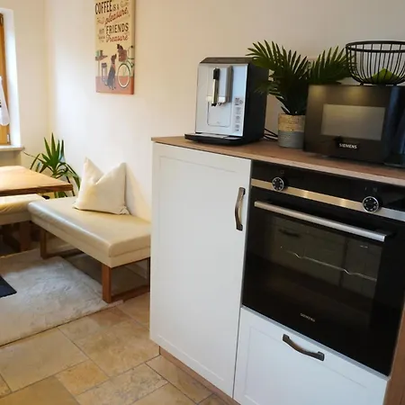 Lorenz Apartment *