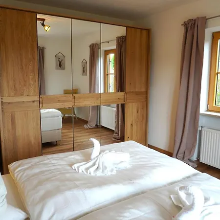 Lorenz Apartment