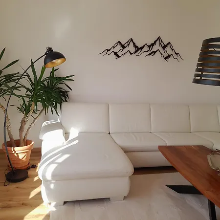Lorenz Apartment