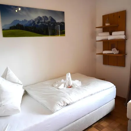 Lorenz Apartment Heufeld